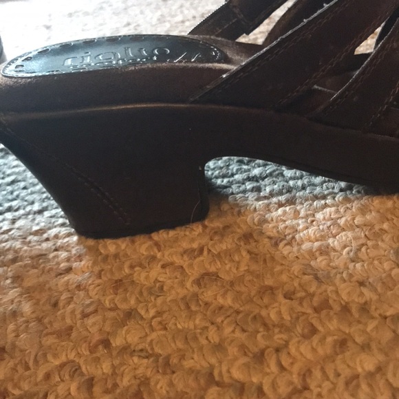 Rialto Sandals - Picture 6 of 6